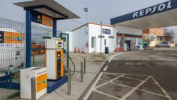 Exterior de estación de servicio Fertol n122 km 453